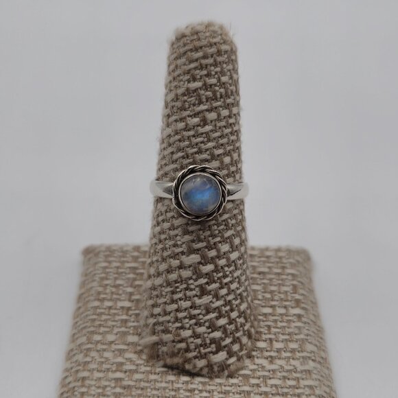 Size 7 Sterling Silver Brilliant Flash Of Color Moonstone Band Ring A3209 - Picture 1 of 9